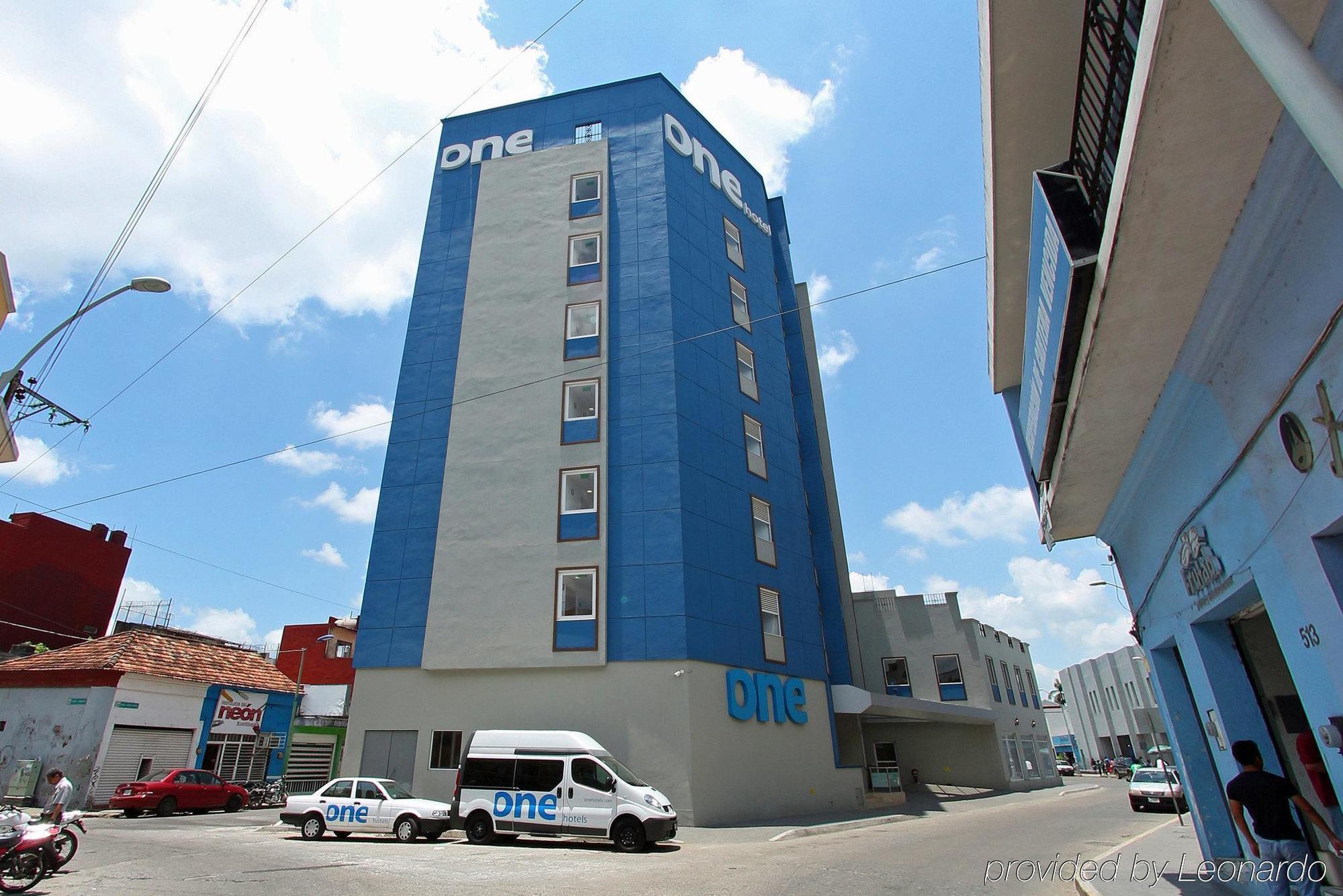 One Villahermosa Centro Exterior photo