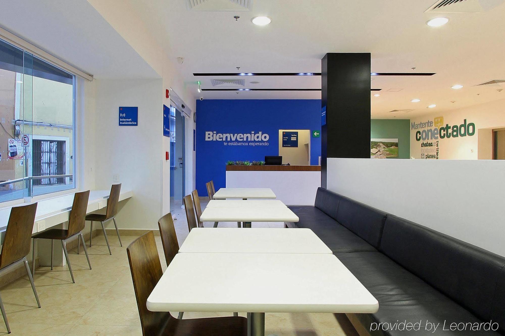 One Villahermosa Centro Interior photo
